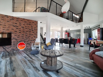 LOFT A VENDRE - WATTRELOS - 160 m2 - 279 000 €