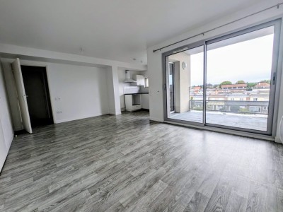 APPARTEMENT T3 A VENDRE - LOMME - 60 m2 - 210 000 €