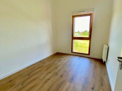 APPARTEMENT T3 A VENDRE - QUESNOY SUR DEULE - 70 m2 - 260 000 &euro;
